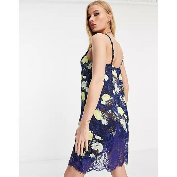 ✨Free People Intimately Sunfade Floral Slip Dress Medium Night Combo✨ - Picture 2 of 16